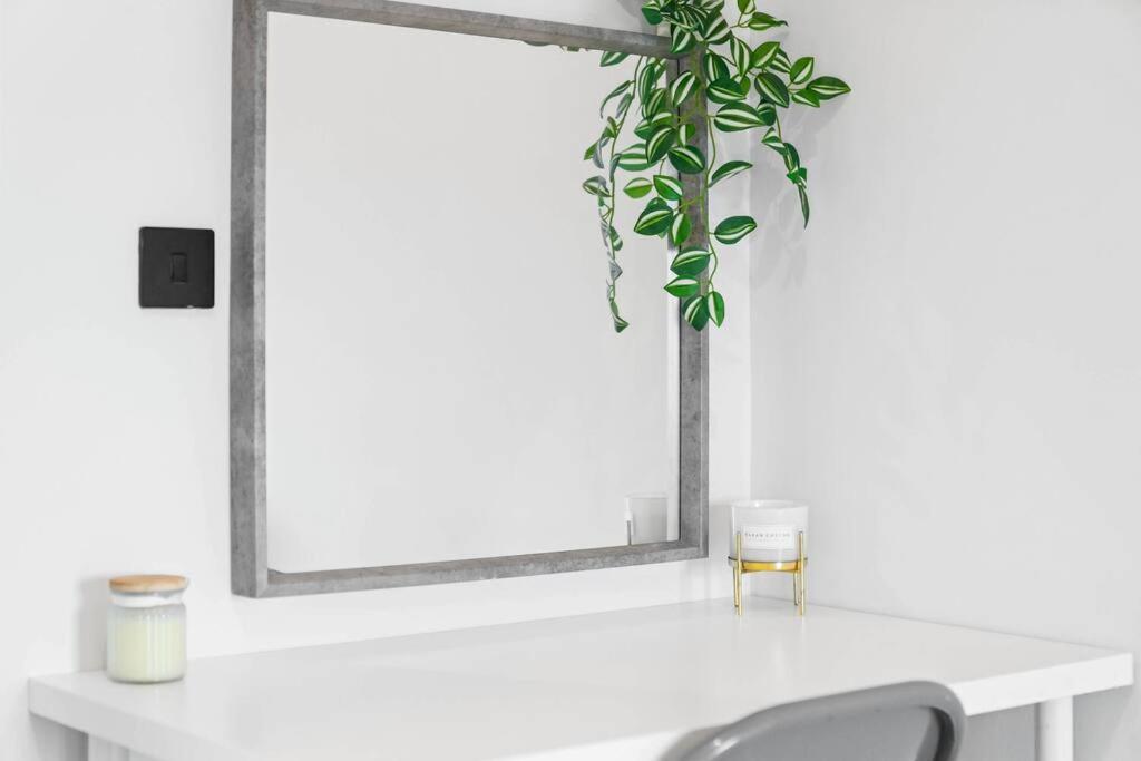 Stylish 2 Bedroom Apartment Close To Everything Birmingham Buitenkant foto