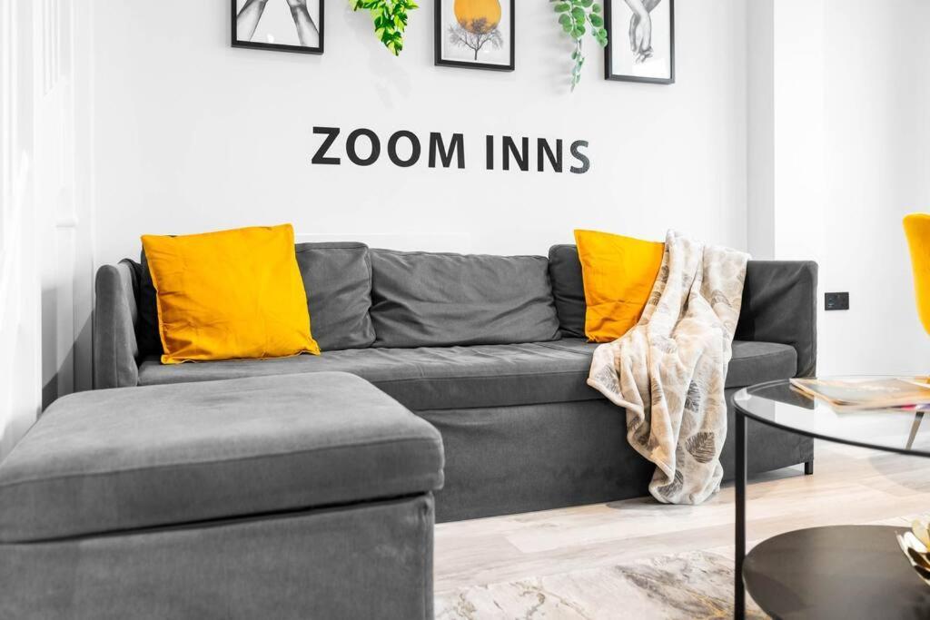 Stylish 2 Bedroom Apartment Close To Everything Birmingham Buitenkant foto
